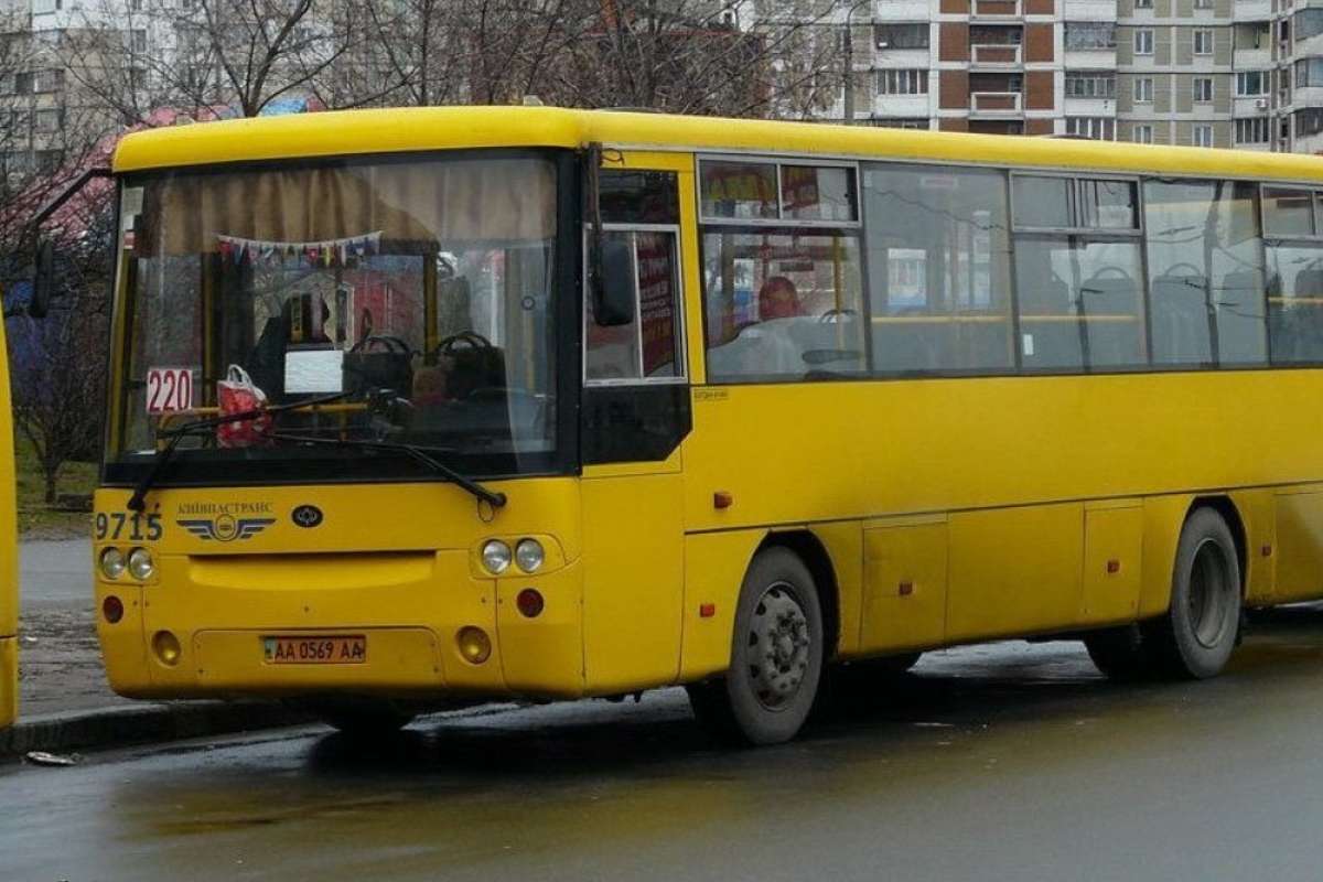 Приміські маршрутки / Фото: 5.ua